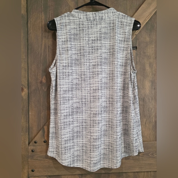 Worthington Sleeveless Blouse Size Large - Picture 3 of 4